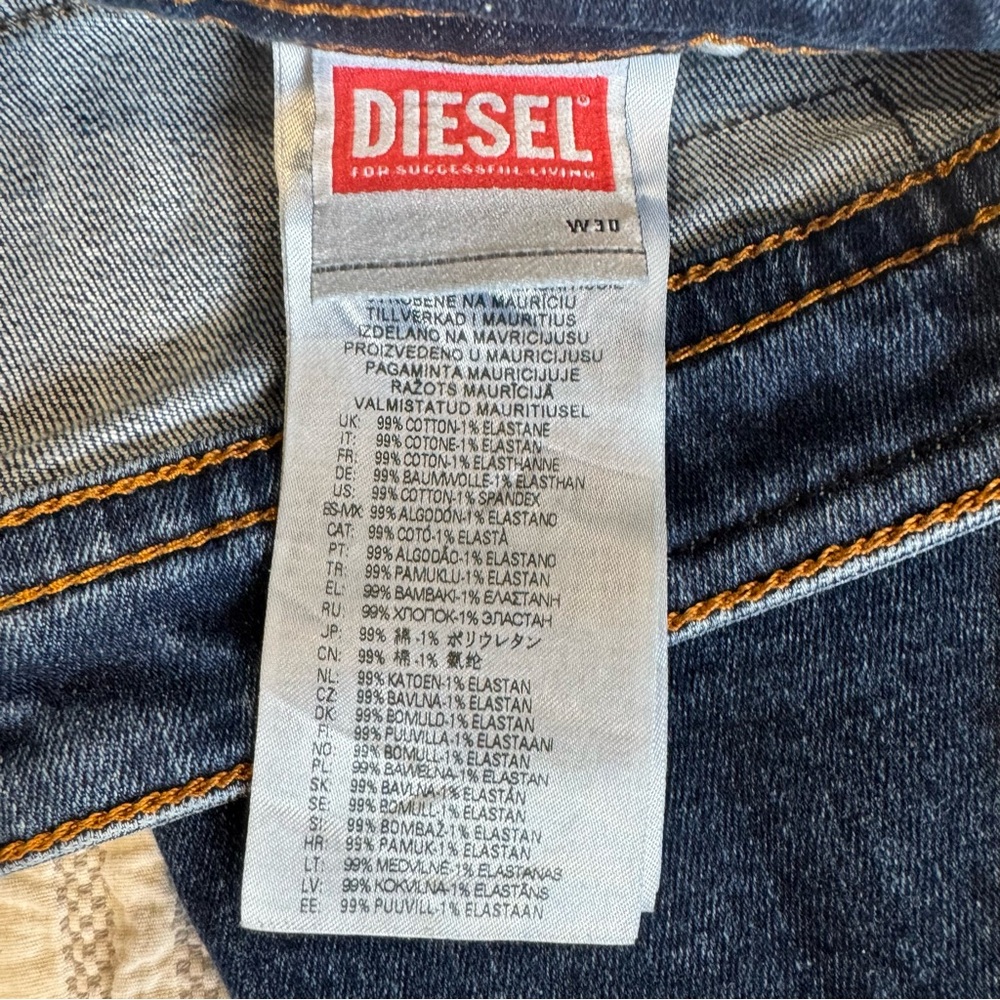👖 Diesel Thommer Slim Fit Jeans – Classic Wash 👖 - Picture 6 of 12